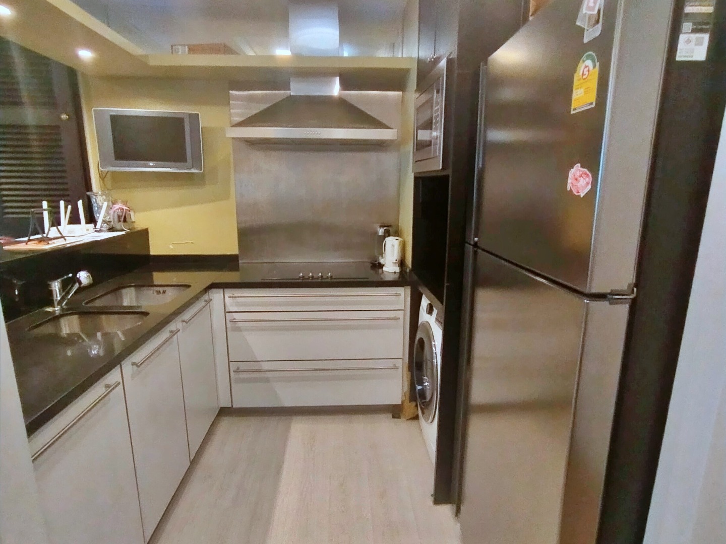 For SaleCondoWitthayu, Chidlom, Langsuan, Ploenchit : 🔥Urgent Sale+🔥 Athenee Residence Ruamrudee, near BTS Ploenchit station. Fully furnished and ready to move in.