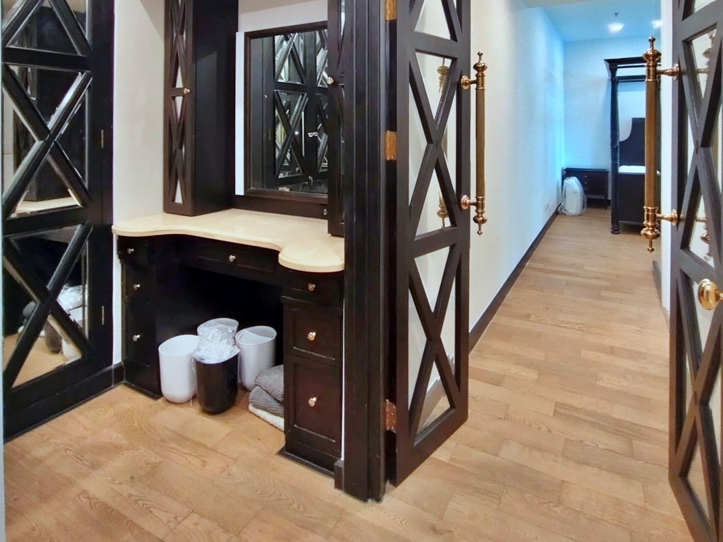 For SaleCondoWitthayu, Chidlom, Langsuan, Ploenchit : 🔥Urgent Sale+🔥 Athenee Residence Ruamrudee, near BTS Ploenchit station. Fully furnished and ready to move in.