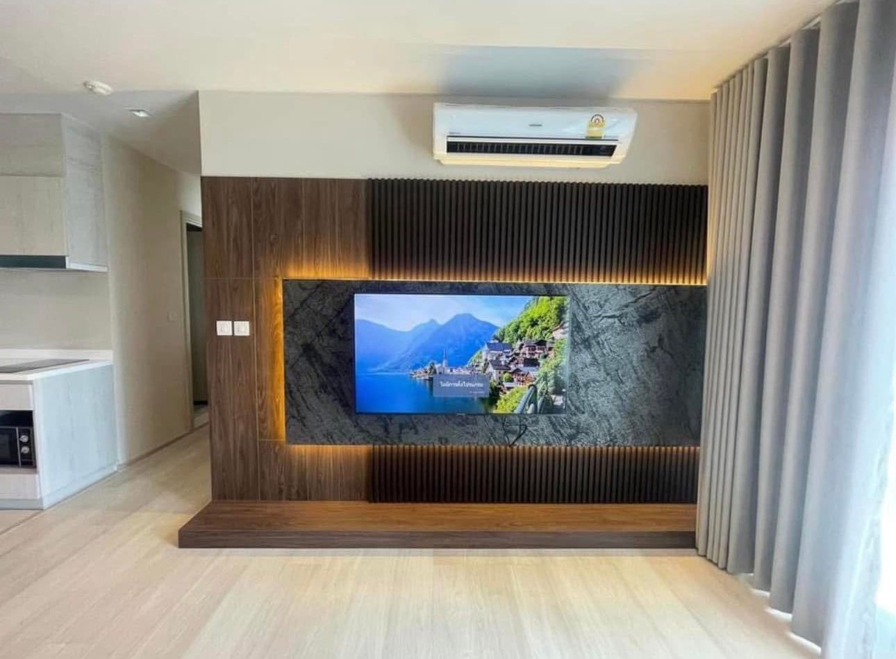 For RentCondoWitthayu, Chidlom, Langsuan, Ploenchit : 🔥For Rent Now🔥 Life One Wireless Luxury Condo in the heart of Wireless Road. Prime location near Embassy and BTS Ploenchit. Spacious, fully functional unit, ready to move in.
