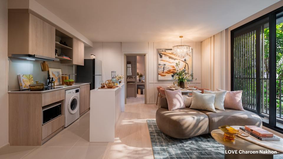 For SaleCondoWongwianyai, Charoennakor : 🔥Urgent Sale+🔥 Love Charoen Nakhon, near BTS Krung Thon Buri Station. Fully furnished and ready to move in.