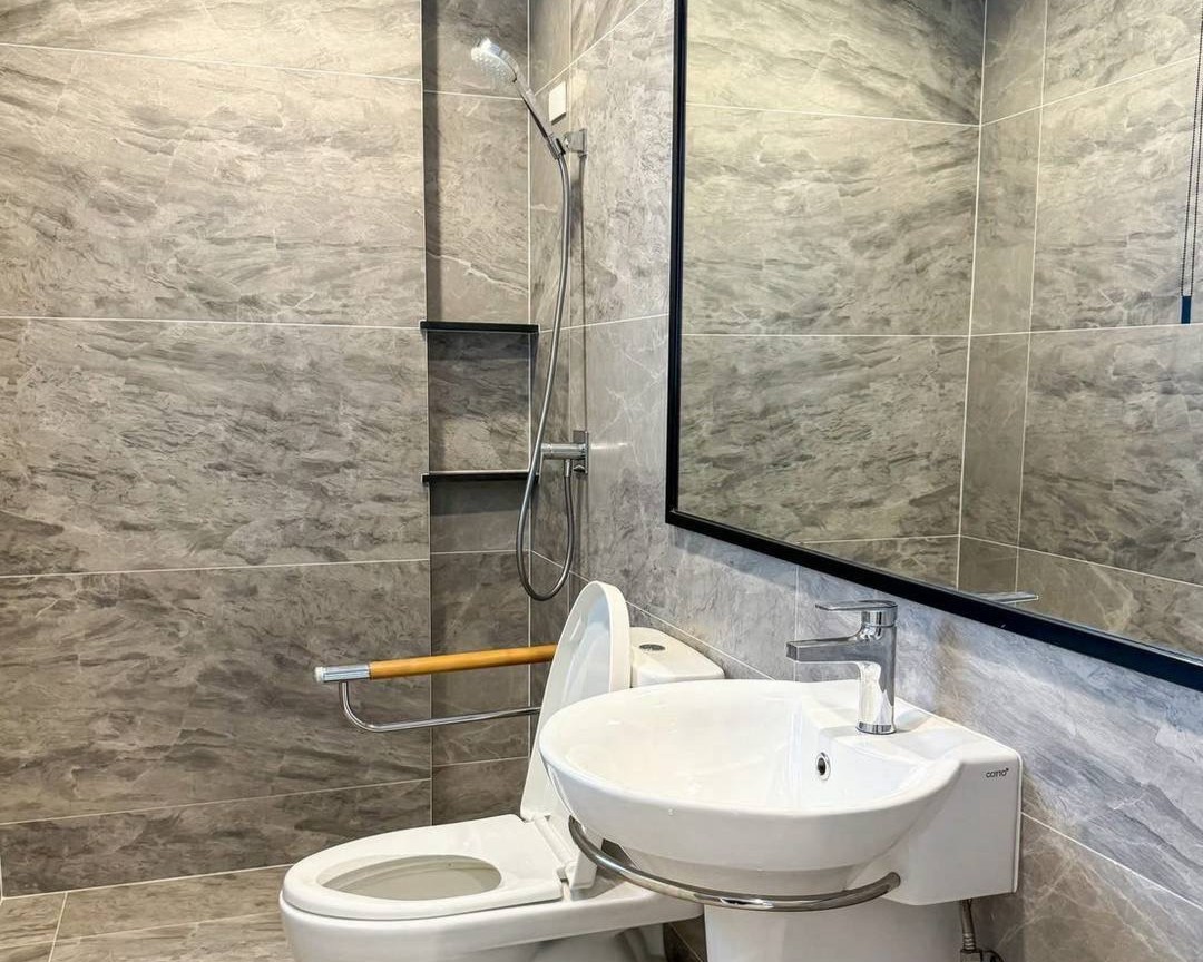 ขายบ้านเสรีไทย-นิด้า : 🔥ขายด่วน+🔥บางกอก บูเลอวาร์ด ซิกเนเจอร์ ลาดพร้าว-เสรีไทย เฟอร์นิเจอร์ครบ พร้อมเข้าอยู่