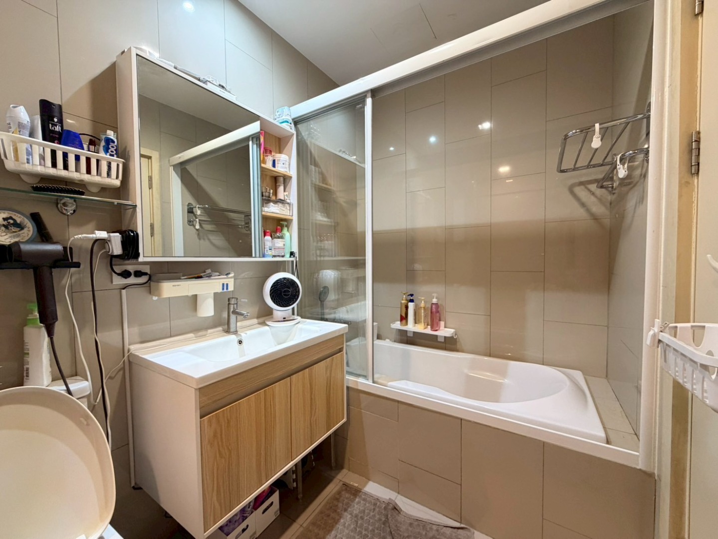 ขายคอนโดอ่อนนุช อุดมสุข : 🔥ขายด่วน+🔥ฮาสุ เฮ้าส์ ใกล้สถานีรถไฟฟ้า BTS อ่อนนุช เฟอร์นิเจอร์ครบ พร้อมเข้าอยู่