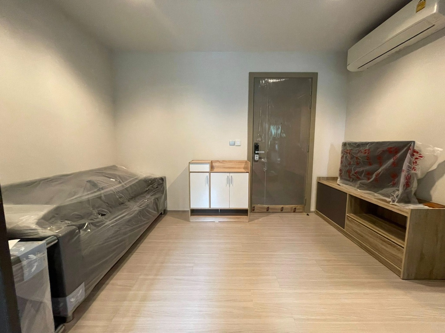 ให้เช่าคอนโดพระราม 9 เพชรบุรีตัดใหม่ RCA : 🔥ให้เช่าด่วน 🔥Life Asoke – Rama 9 | 1 Bedroom วิวสวน ใกล้ MRT พระราม 9 ฟรี Wifi 🔥