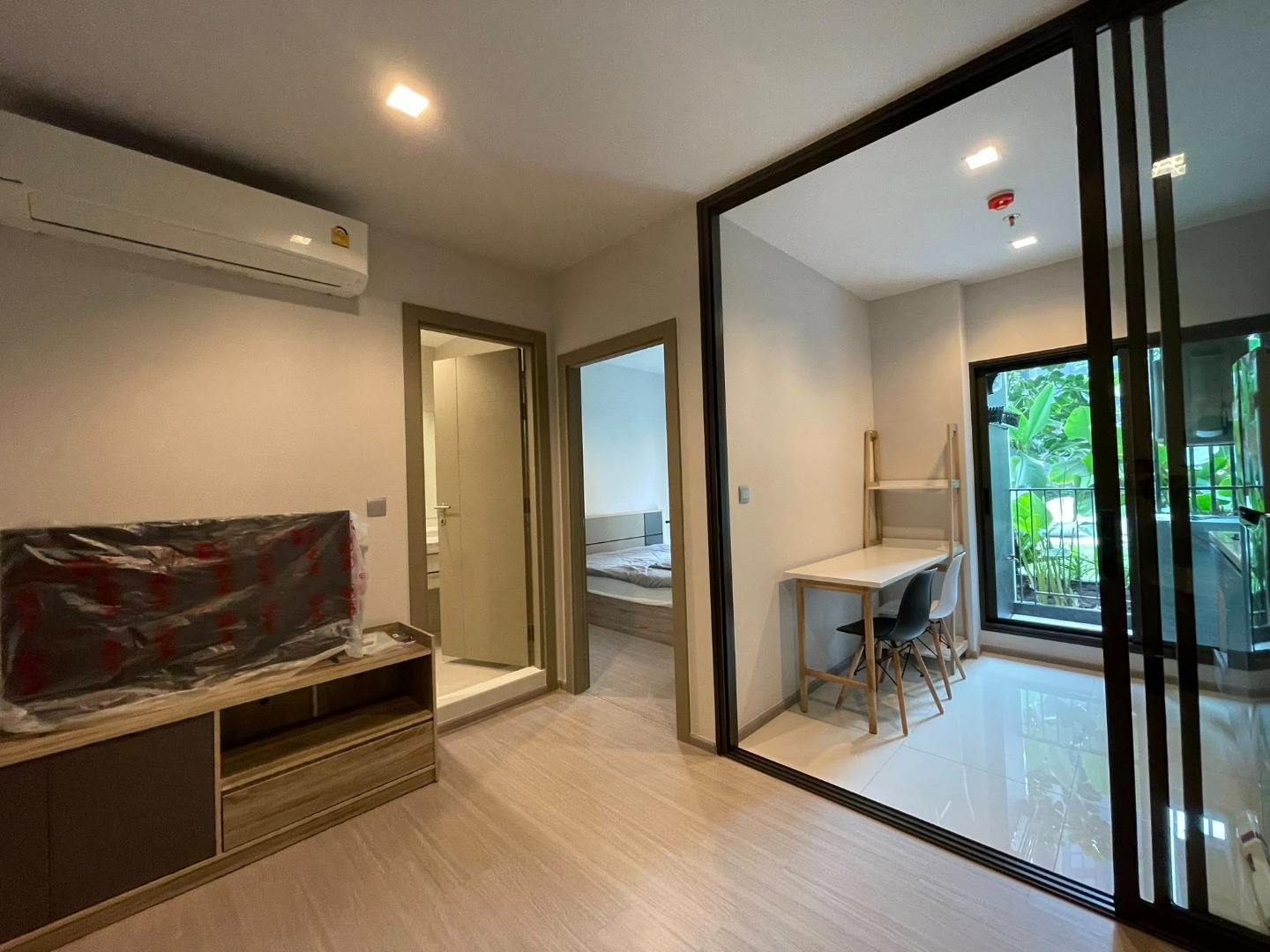 ให้เช่าคอนโดพระราม 9 เพชรบุรีตัดใหม่ RCA : 🔥ให้เช่าด่วน 🔥Life Asoke – Rama 9 | 1 Bedroom วิวสวน ใกล้ MRT พระราม 9 ฟรี Wifi 🔥