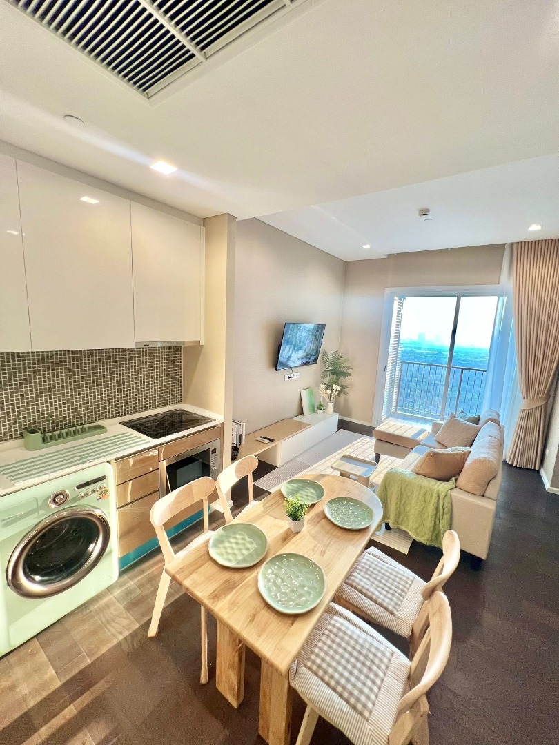 For RentCondoLadprao, Central Ladprao : 🔥For Rent Now🔥 The Saint Residences | 2 Bedrooms, High Floor, Chatuchak Park View, Near BTS & MRT