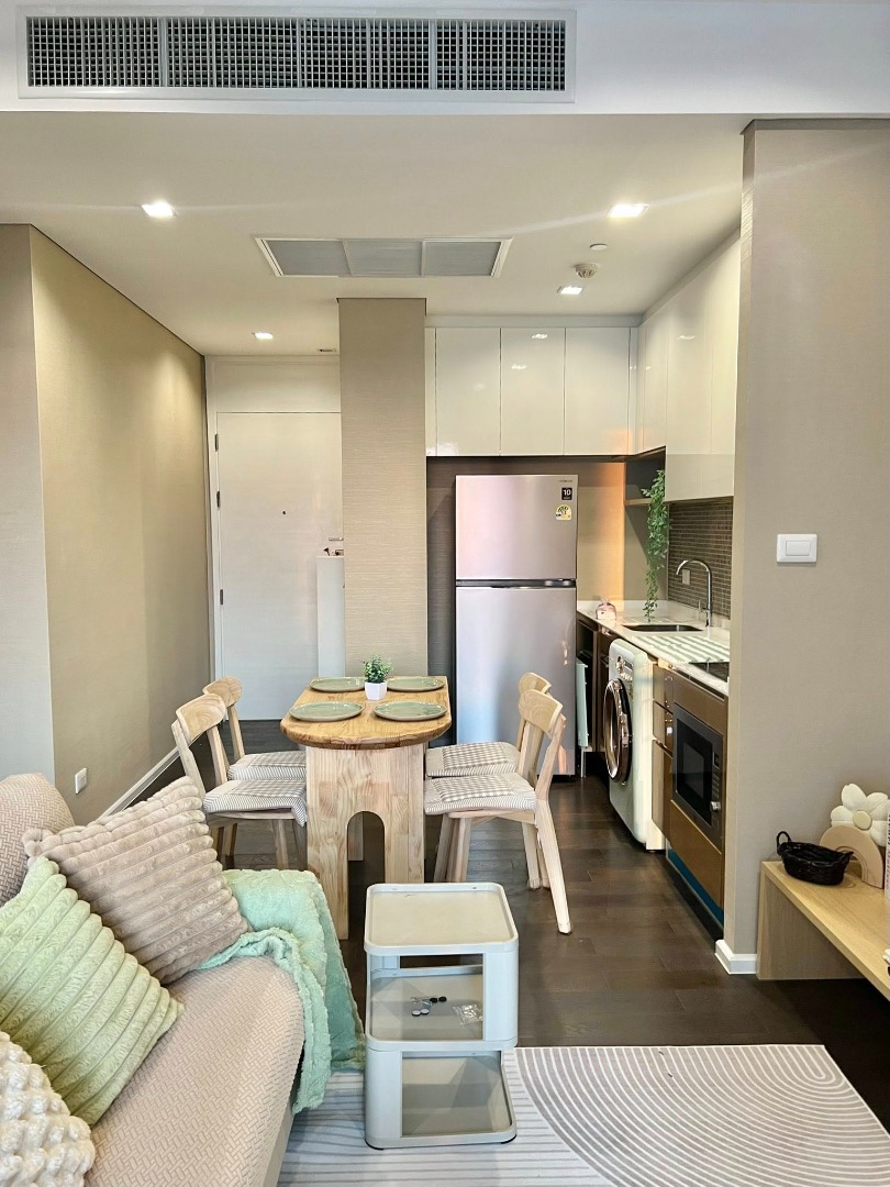 For RentCondoLadprao, Central Ladprao : 🔥For Rent Now🔥 The Saint Residences | 2 Bedrooms, High Floor, Chatuchak Park View, Near BTS & MRT