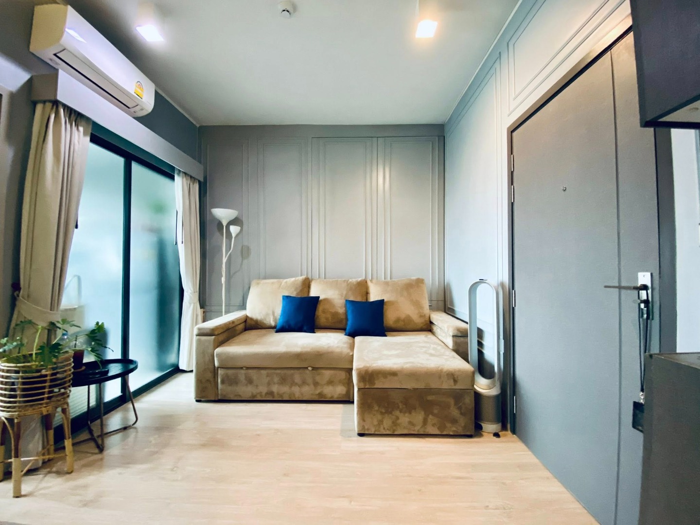 For RentCondoRama9, Petchburi, RCA : 🔥For Rent Now🔥 Ideo Rama 9 New Road | Beautiful room, pool and garden view, only 380 m from MRT.
