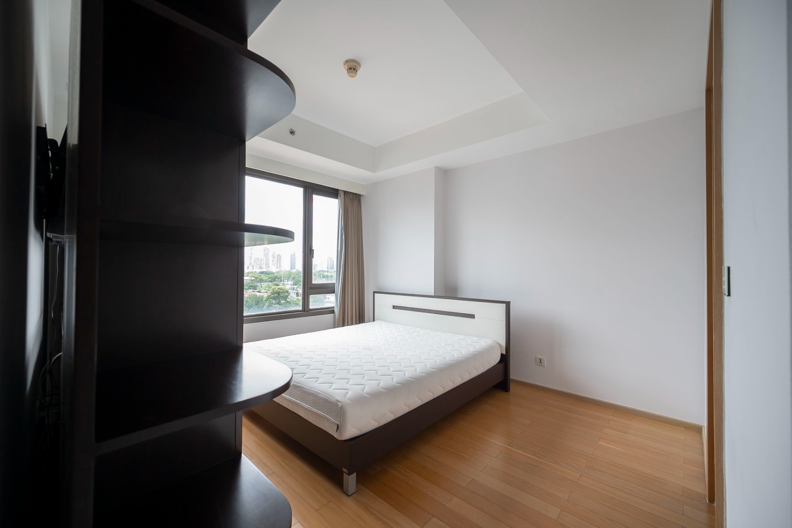 For SaleCondoSilom, Saladaeng, Bangrak : 🔥Urgent Sale+🔥 Saladaeng One, near MRT Lumpini and BTS Saladaeng stations. Fully furnished and ready to move in.