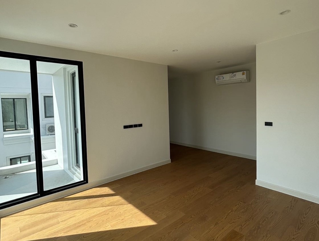 ขายบ้านพัฒนาการ ศรีนครินทร์ : 🔥ขายด่วน+🔥แซงค์ รอยัล กรุงเทพกรีฑา 