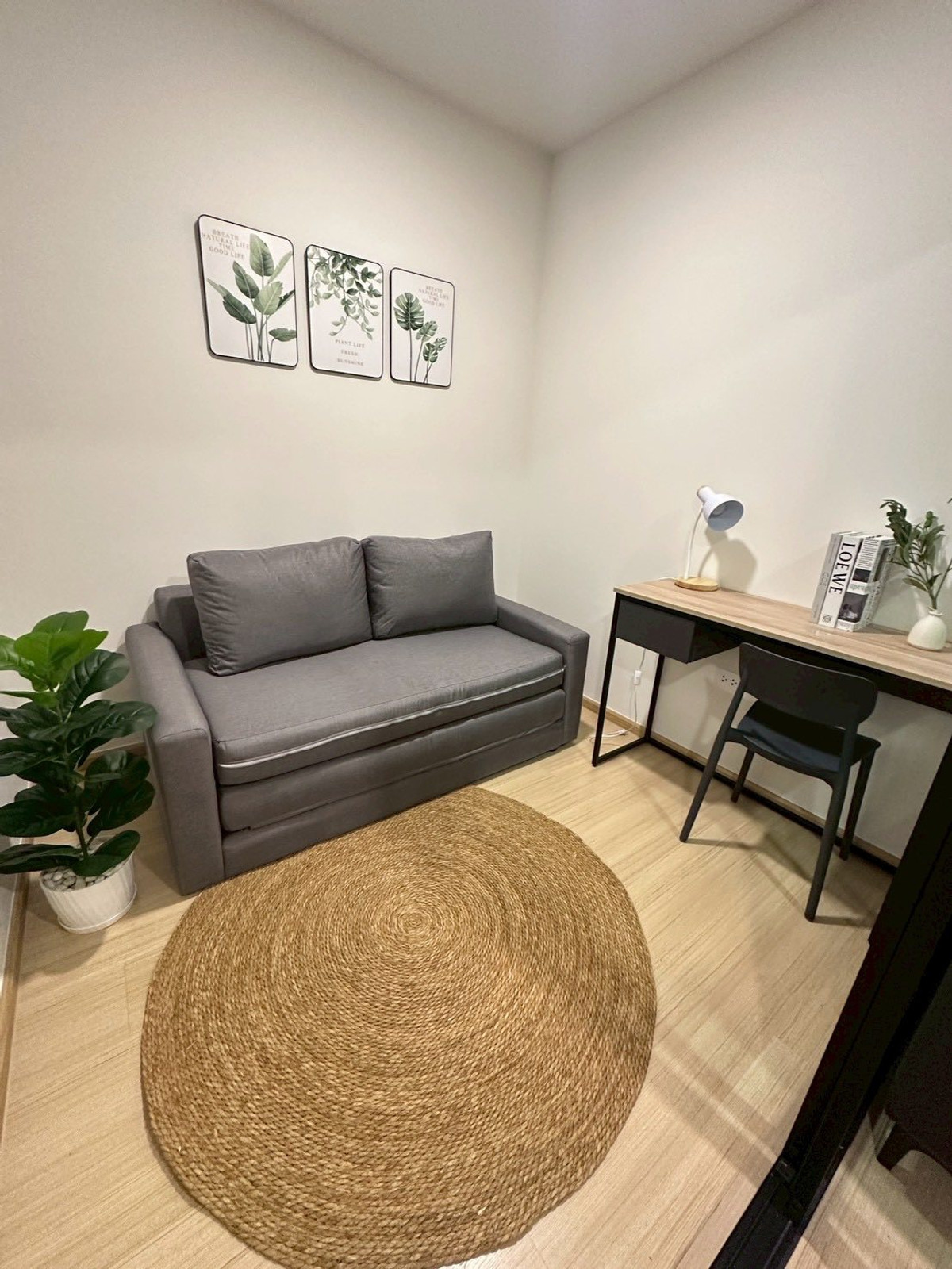 For RentCondoChokchai 4, Ladprao 71, Ladprao 48, : #E379🎉060469 Condo for Rent Chewathai Hallmark Ladprao - Chokchai 4