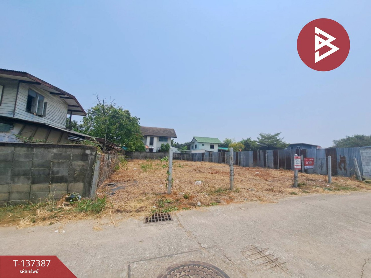 For SaleLandNakhon Sawan : Empty land for sale, area 99.6 square meters, Soi Bang Rak Resort, Nakhon Sawan.