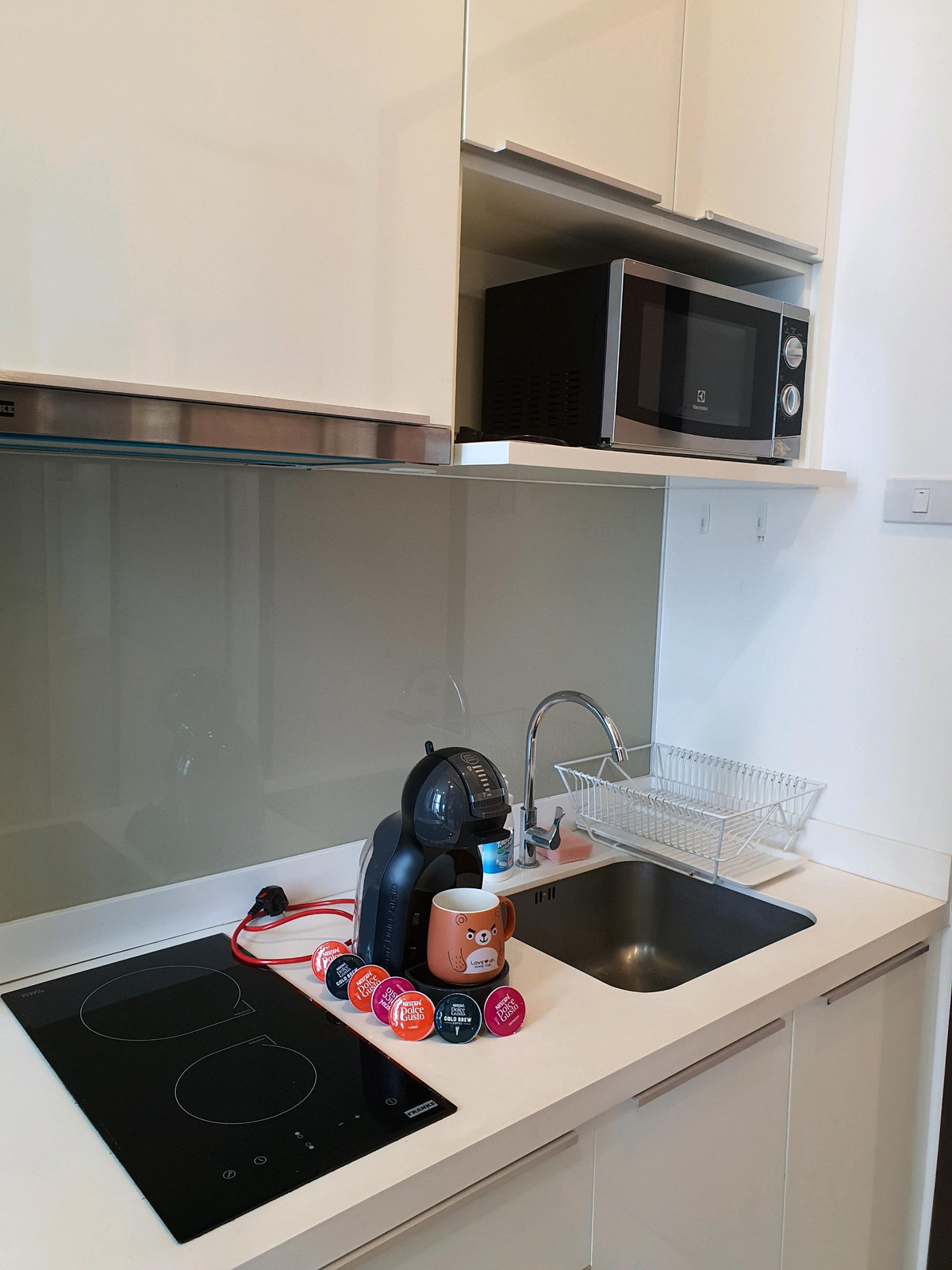 ให้เช่าคอนโดพระราม 9 เพชรบุรีตัดใหม่ RCA : ให้เช่า Chewathai Residence Asoke ราคา 25,000 บาท [MPr260402]