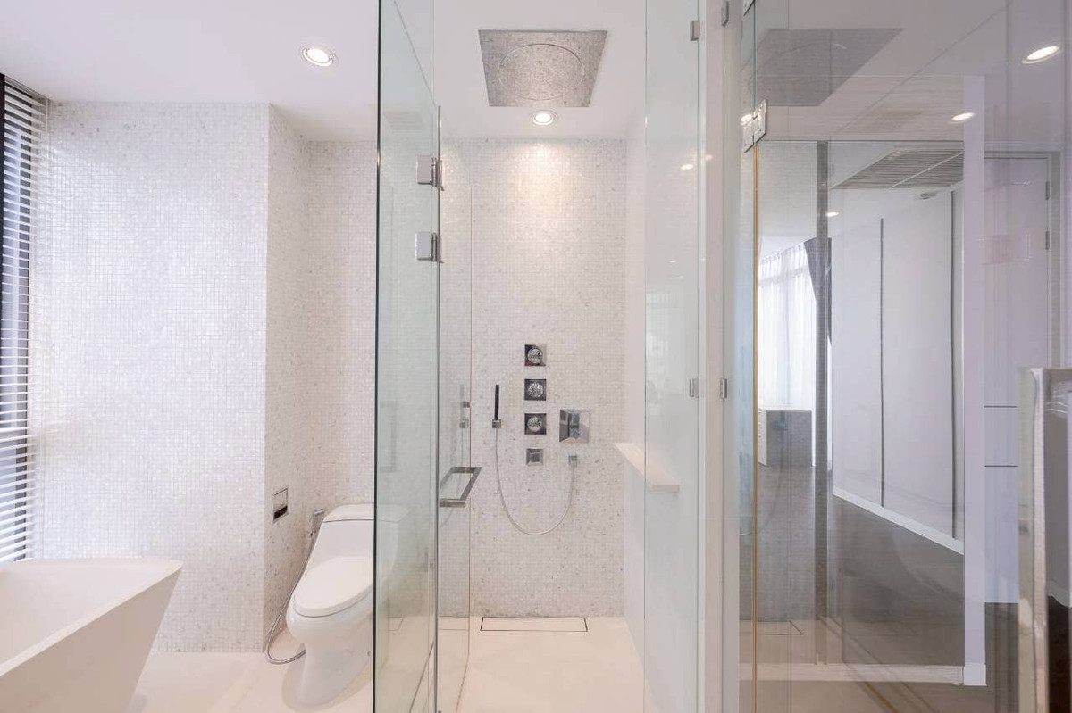 CondoSukhumvit, Asoke, Thonglor : RC033526 Condo 2 beds for rent/sale at VITTORIO Sukhumvit 39 near BTS Phrom Phong