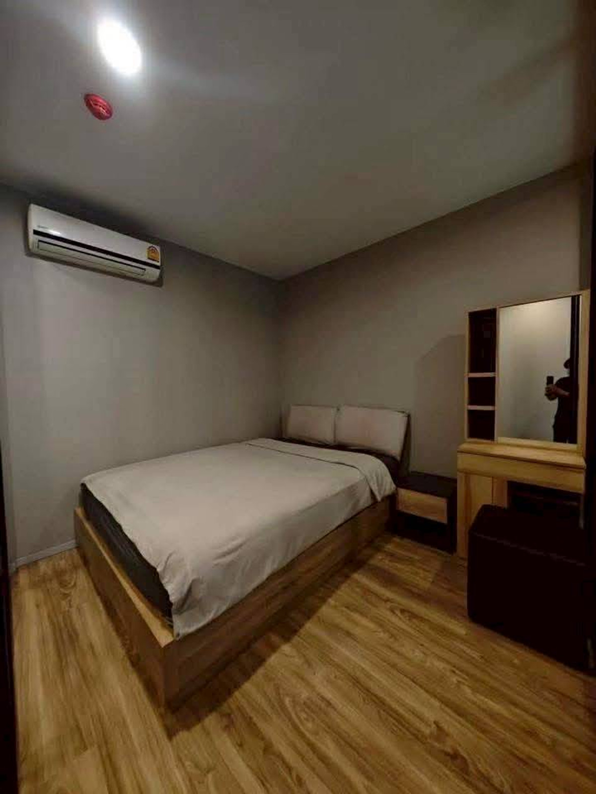 For RentCondoSathorn, Narathiwat : ✅ BLOS108 ✅ Line : @p2nproperty