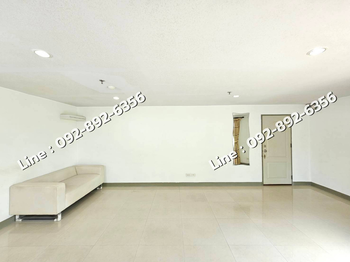 ขายคอนโดบางนา แบริ่ง ลาซาล : ขายถูก: คอนโดห้องมุม Combine 74 ตรม. รีเจ้นท์ โฮม 7/1 บางนา-สรรพาวุธ Regent Home 7/1 Bangna-Sanphawut 