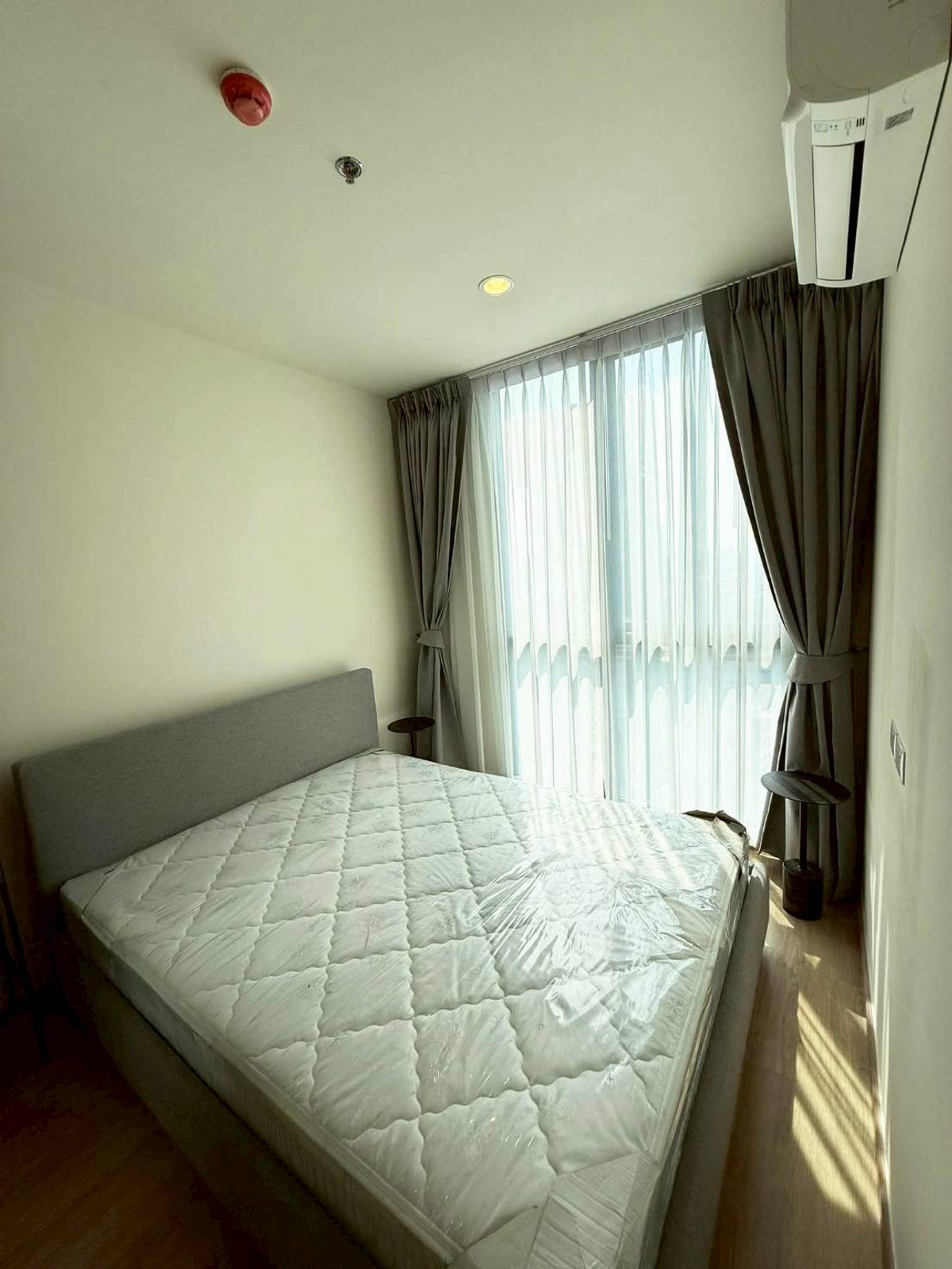 ให้เช่าคอนโดพระราม 9 เพชรบุรีตัดใหม่ RCA : 💬 ห้องที่ใช่…ไม่ต้องใหญ่ แค่ “รู้สึกดีทุกครั้งที่กลับมา” 💖📍 Nue District R9 | คอนโดทำเลพระราม 9 ใจกลางเมือง 🚆