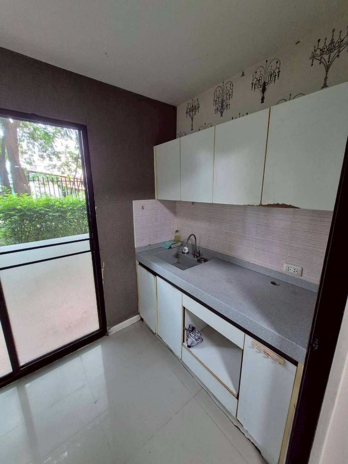 ขายคอนโดเสรีไทย-นิด้า : ✅ S-ISB114 ✅ Line : @p2nproperty