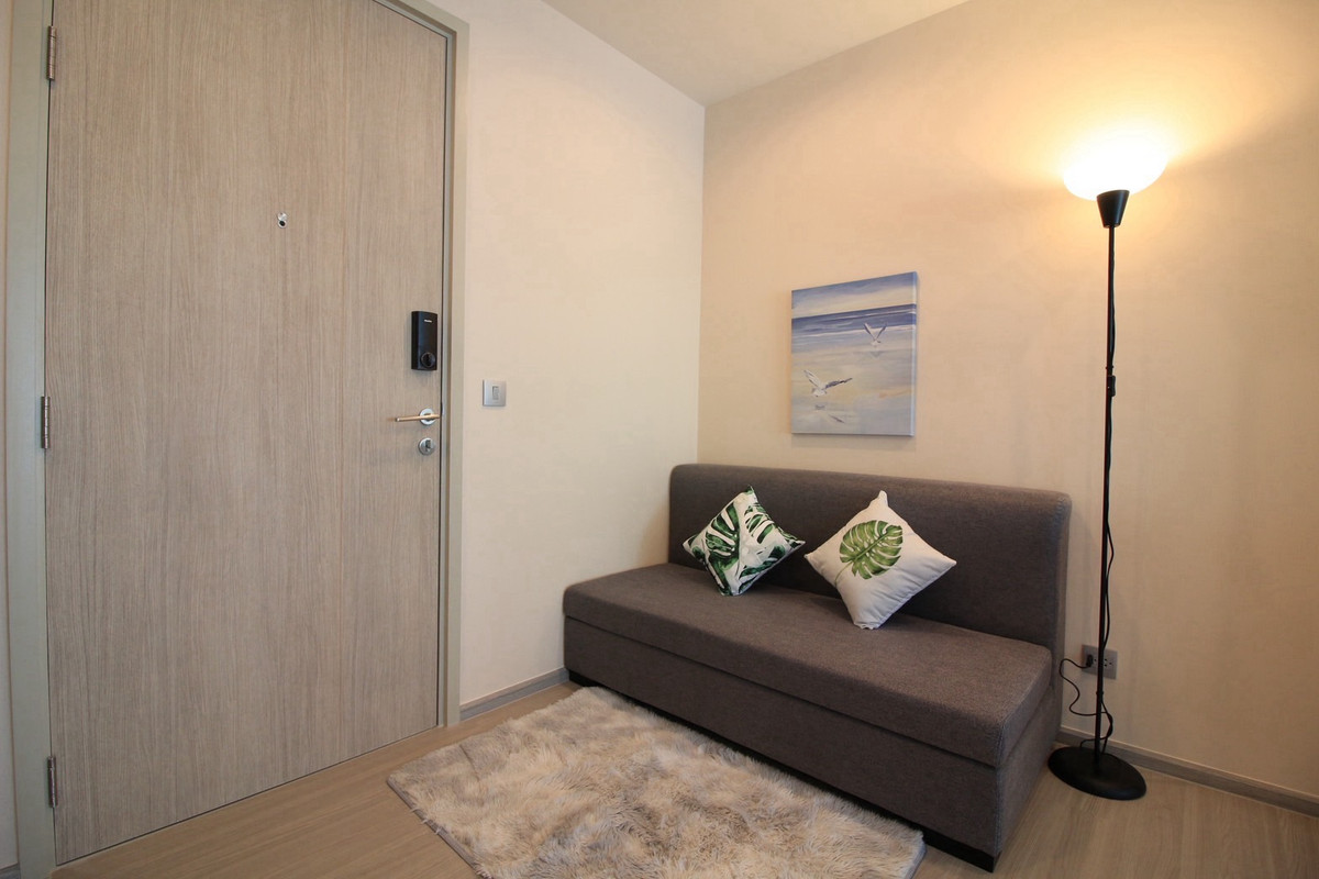 For RentCondoSamut Prakan,Samrong : 🔥For rent Aspire Erawan, next to BTS, fully furnished, ready to move in, 25th floor, pets not allowed.