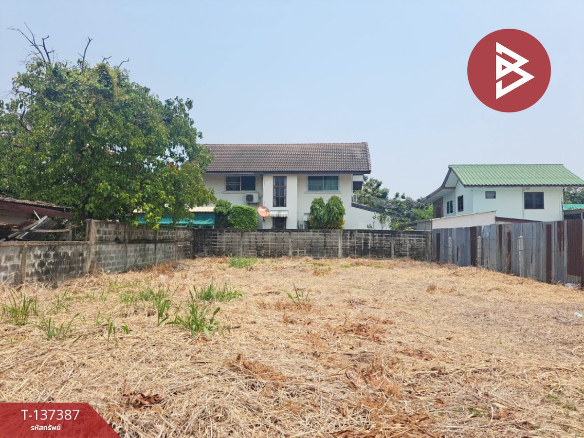 For SaleLandNakhon Sawan : Empty land for sale, area 99.6 square meters, Soi Bang Rak Resort, Nakhon Sawan.