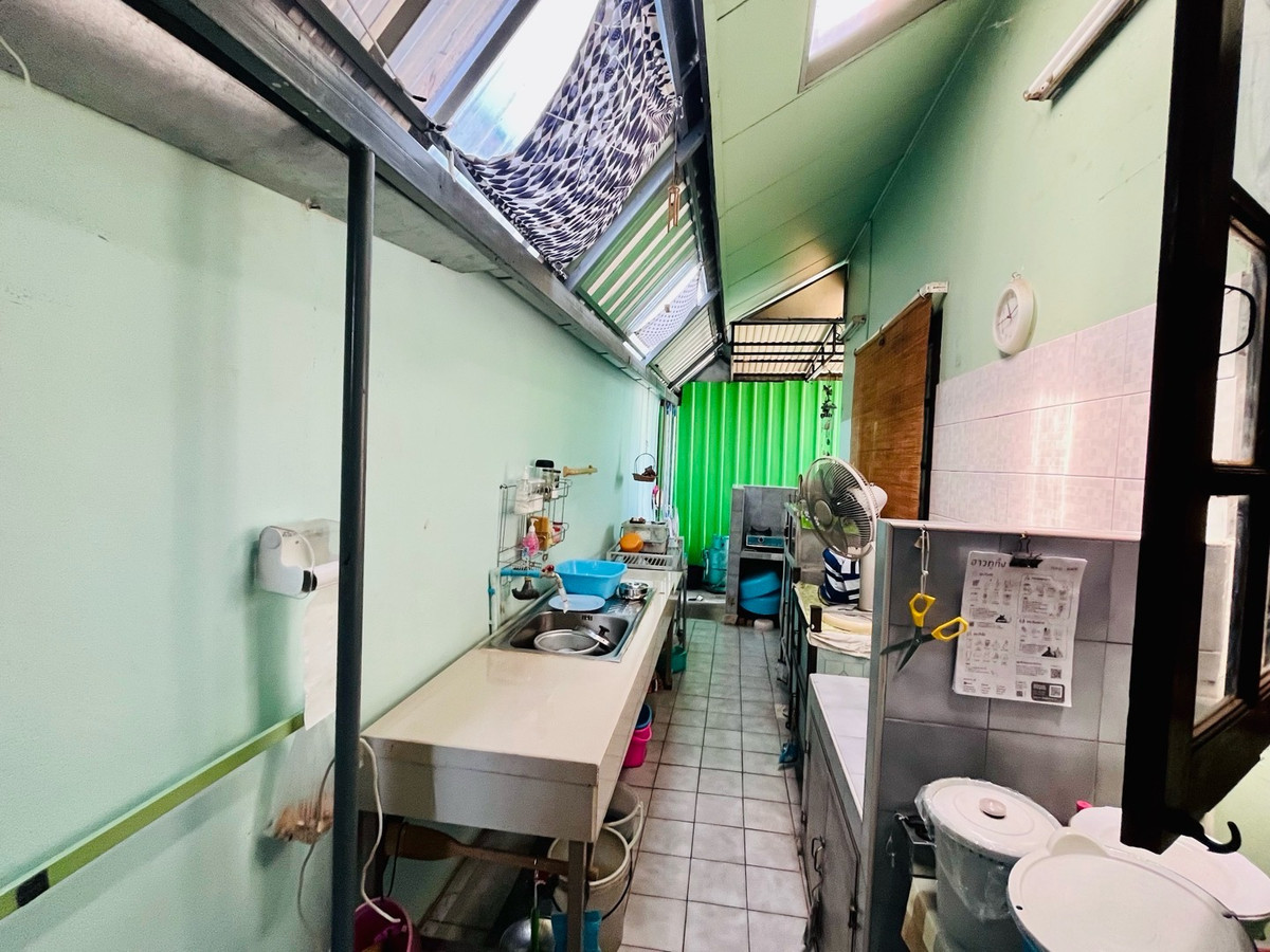 For SaleHouseRamkhamhaeng, Hua Mak : Single house for sale Soi Ramkhamhaeng 68 Near Lam Sali intersection, Ban Ma, Amway, Kittinivet BTS station.