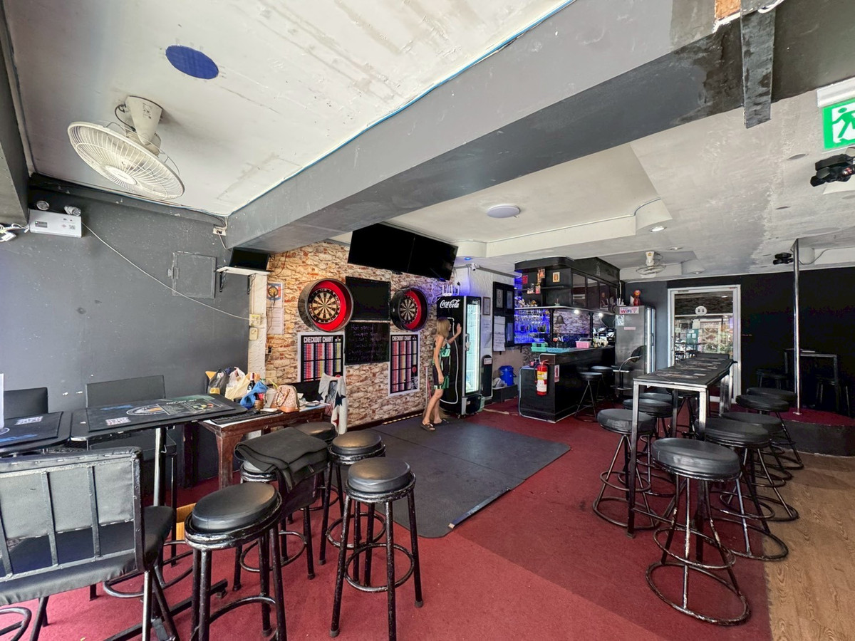 For RentShop HousePattaya, Bangsaen, Chonburi : 💢Building for rent - Pattaya, Chonburi 