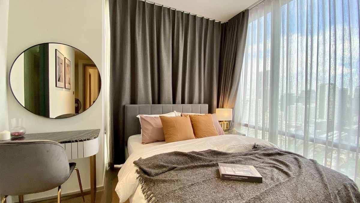 For RentCondoSilom, Saladaeng, Bangrak : For Rent Ashton Silom 2 Bedroom price 70,000 baht contact 0869017364