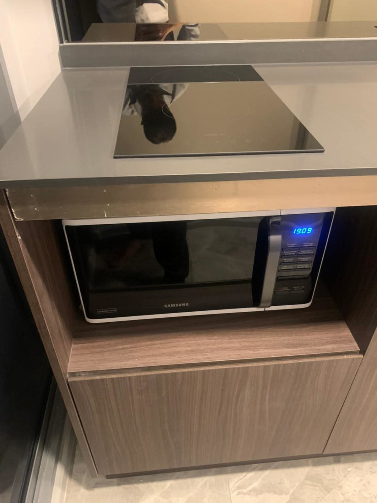 ให้เช่าคอนโดสุขุมวิท อโศก ทองหล่อ : ให้เช่าคอนโด Quintara Phume Sukhumvit 39 (BTS Phromphong) เฟอร์ครบ พร้อมอยู่