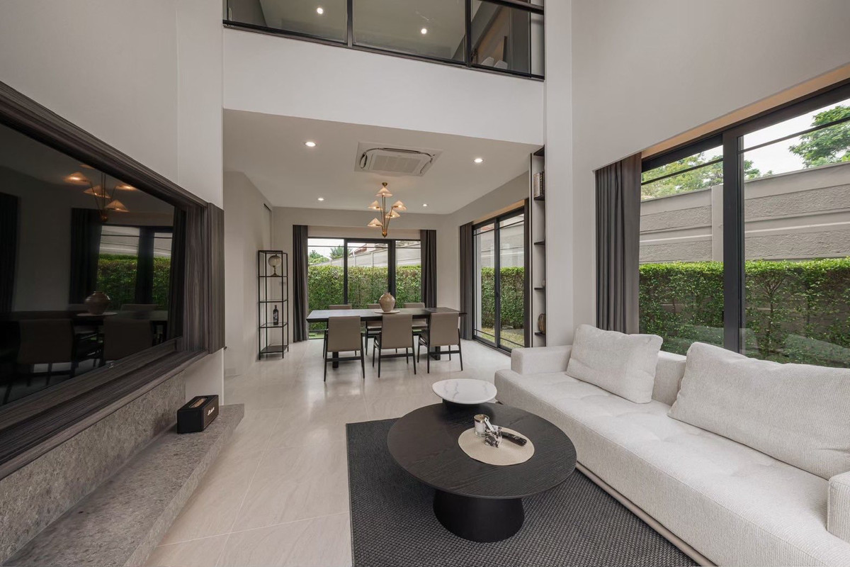 ให้เช่าทาวน์โฮมอ่อนนุช อุดมสุข : #E371 (รหัสเดิม S2180) 🎉030469 ให้เช่า ทาวน์โฮม Baan Klang Muang Classe Sukhumvit 77