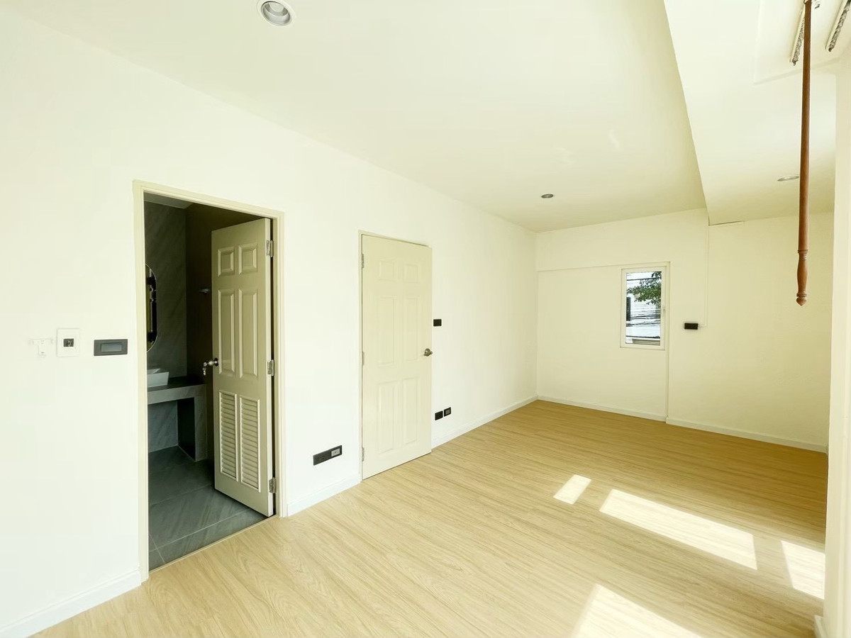 ให้เช่าทาวน์โฮมวิภาวดี ดอนเมือง หลักสี่ : Ⓜ️ให้เช่าทาวโฮมส์ 2 ชั้น มบ.เมอร์ริทแกรนด์ 2   ถ.เทิดราชัน 1  ใกล้ดอนเมือง