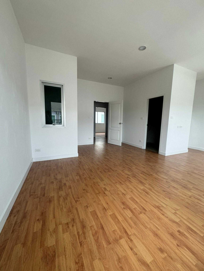 ให้เช่าทาวน์โฮมสมุทรปราการ สำโรง : ให้เช่า ทาวน์โฮม วิสต้าวิลล์ 180 148 ตรม 27 ตรว ใกล้วงแหวนกาญจนาภิเษกและทางด่วน