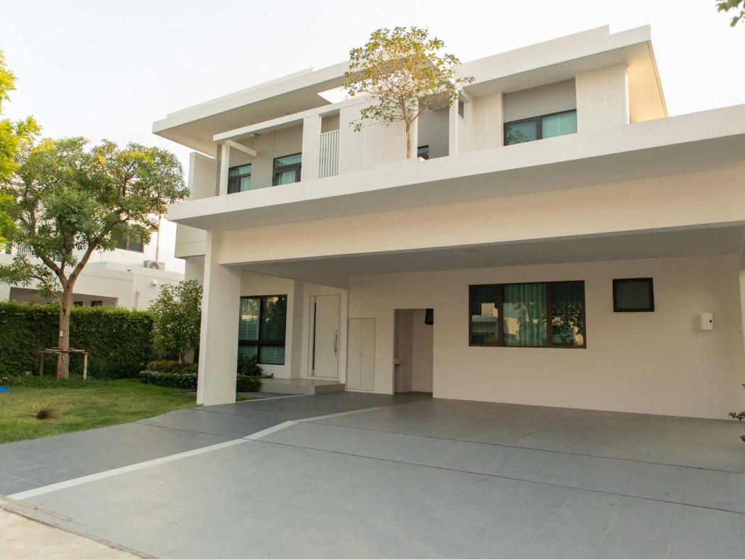 For RentHouseSamut Prakan,Samrong : Single house for rent, Mantana Bangna Km.15, 250 sq m, 1 rai 2 sq wah, near Mega Bangna.