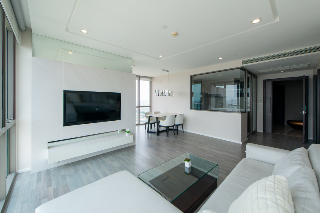 ขายคอนโดบางซื่อ วงศ์สว่าง เตาปูน : ขายคอนโดหรู 333 RIVERSIDE แถมเฟอร์ พร้อมอยู่ ติดแม่น้ำเจ้าพระยา  ขนาด 94 ตรม