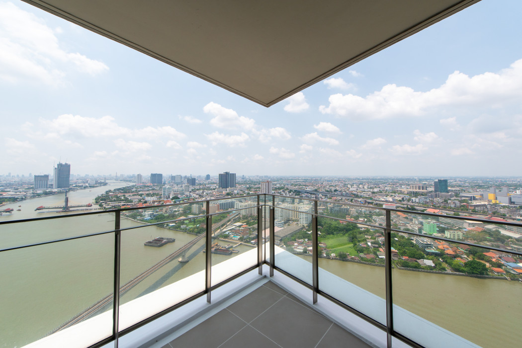 ขายคอนโดบางซื่อ วงศ์สว่าง เตาปูน : ขายคอนโดหรู 333 RIVERSIDE แถมเฟอร์ พร้อมอยู่ ติดแม่น้ำเจ้าพระยา  ขนาด 94 ตรม