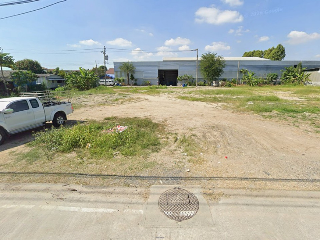 ให้เช่าที่ดินสมุทรปราการ สำโรง : ให้เช่าที่ดินเปล่า ถมแล้ว ติดถนน ซอยเทศบาลบางปู 111 ใกล้ถนนสุขุมวิท เมืองสมุทรปราการ เหมาะทำบ้านพักอาศัย หรือธุรกิจ ขนาด 1-1-60 ไร่