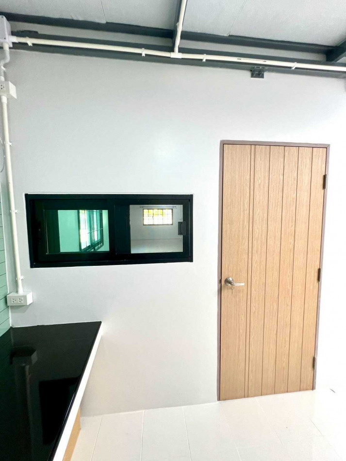 ขายบ้านสุพรรณบุรี : ขาย บ้านเดี่ยว รีโนเวทใหม่ พร้อมอยู่ 120 ตรม 20 ตรว ใกล้ วัดป่าเลไลยก์วรวิหาร.