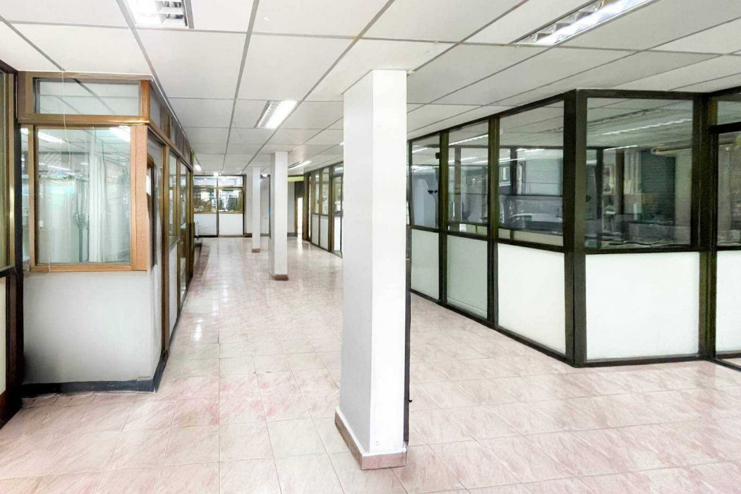 ขายโรงงานสมุทรปราการ สำโรง : ขาย โรงงาน โซนโลจิสติกส์ 1600 ตรม 1 งาน 46.60 ตรว ใกล้ สนามบินสุวรรณภูมิ.