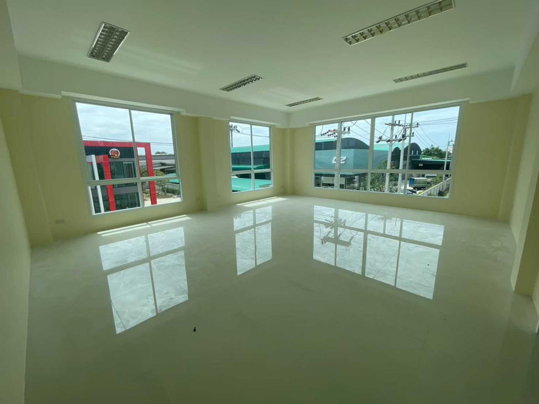 For SaleFactoryPhutthamonthon, Salaya : Factory for sale, purple zone (industrial area), 845 sq m, 1 rai, near Big C Omyai.