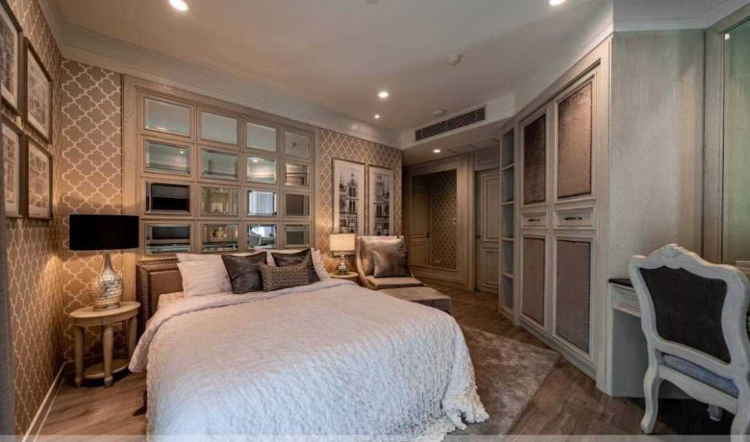 For RentCondoWitthayu, Chidlom, Langsuan, Ploenchit : Condo for rent, The Park Chidlom, 258.87 sq m, near BTS Chidlom.