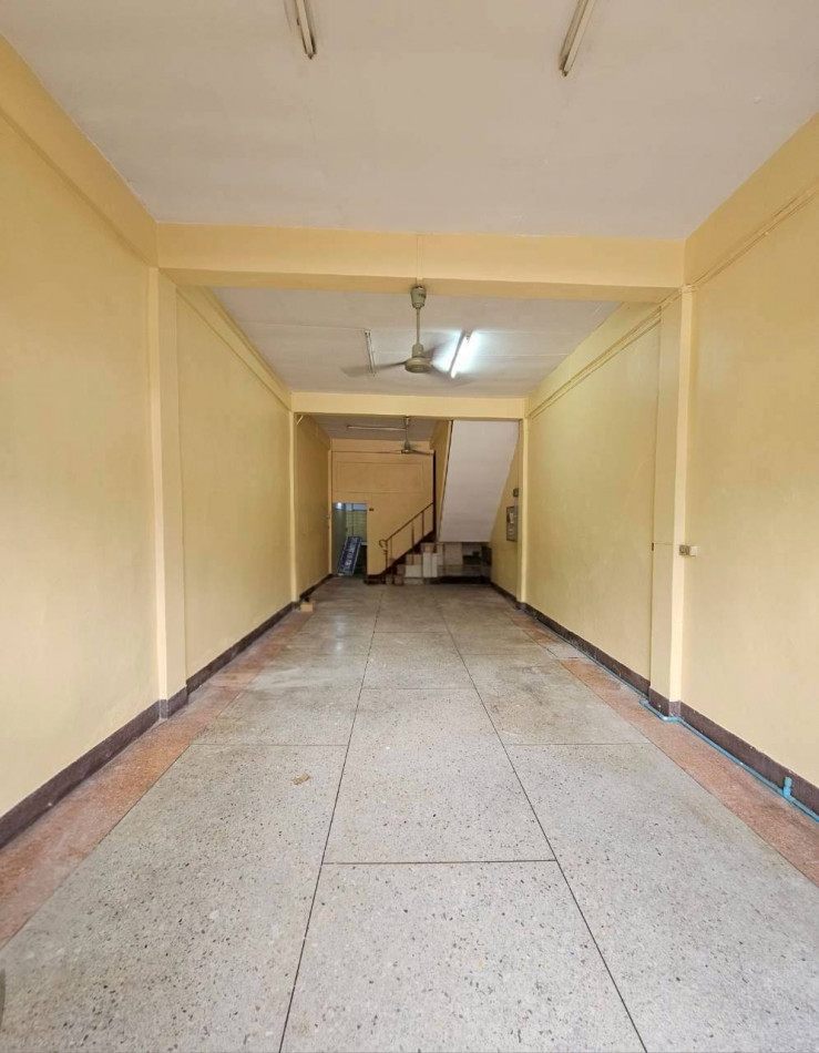 For SaleShop HouseRathburana, Suksawat : Commercial building for sale in Soi Suk Sawat 13 yaek 4 , 15 sq.wa.