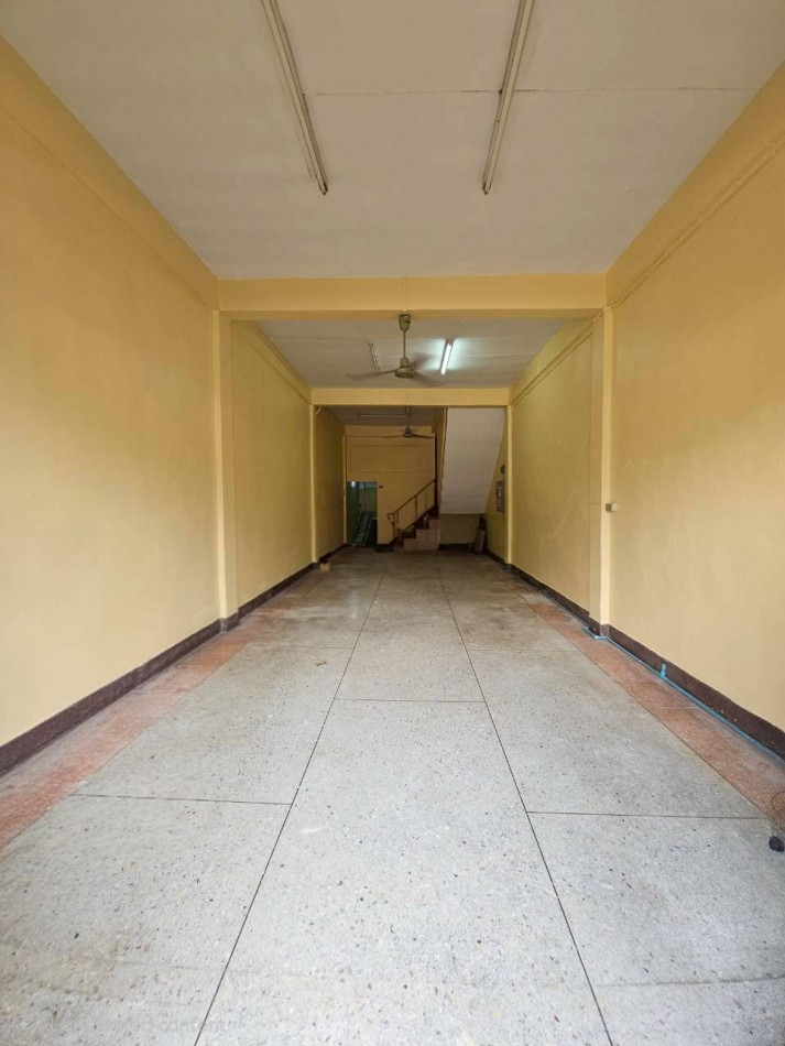 For SaleShop HouseRathburana, Suksawat : Commercial building for sale in Soi Suk Sawat 13 yaek 4 , 15 sq.wa.