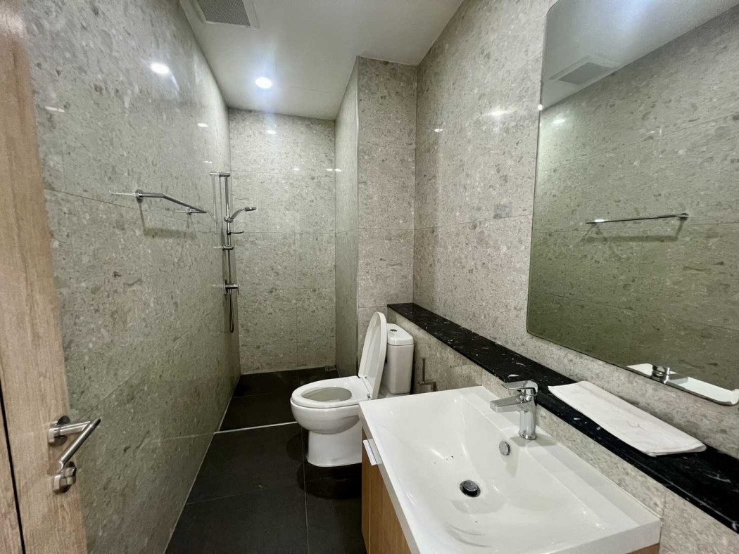 ให้เช่าทาวน์โฮมสะพานควาย จตุจักร : ให้เช่า ทาวน์โฮม ดิ ออเธอร์ รัชดา 32 227 ตรม 20 ตรว ใกล้ MRT ลาดพร้าว.