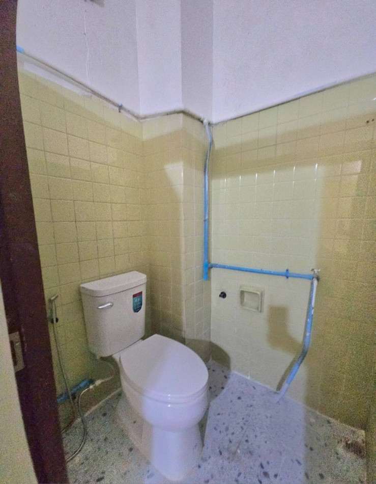 For SaleShop HouseRathburana, Suksawat : Commercial building for sale in Soi Suk Sawat 13 yaek 4 , 15 sq.wa.