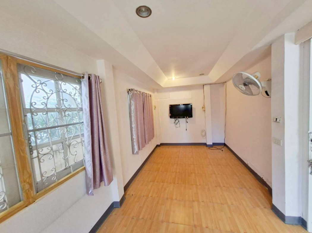 ให้เช่าบ้านนนทบุรี บางใหญ่ บางบัวทอง : ให้เช่าบ้านเดี่ยว บ้านเปล่าไม่มีเฟอร์ ช.รุ่งเรือง 6 เนื้อที่ 54 วา 4นอน 2น้ำ ใกล้เซ็นทรัลเวสต์เกต บางใหญ่