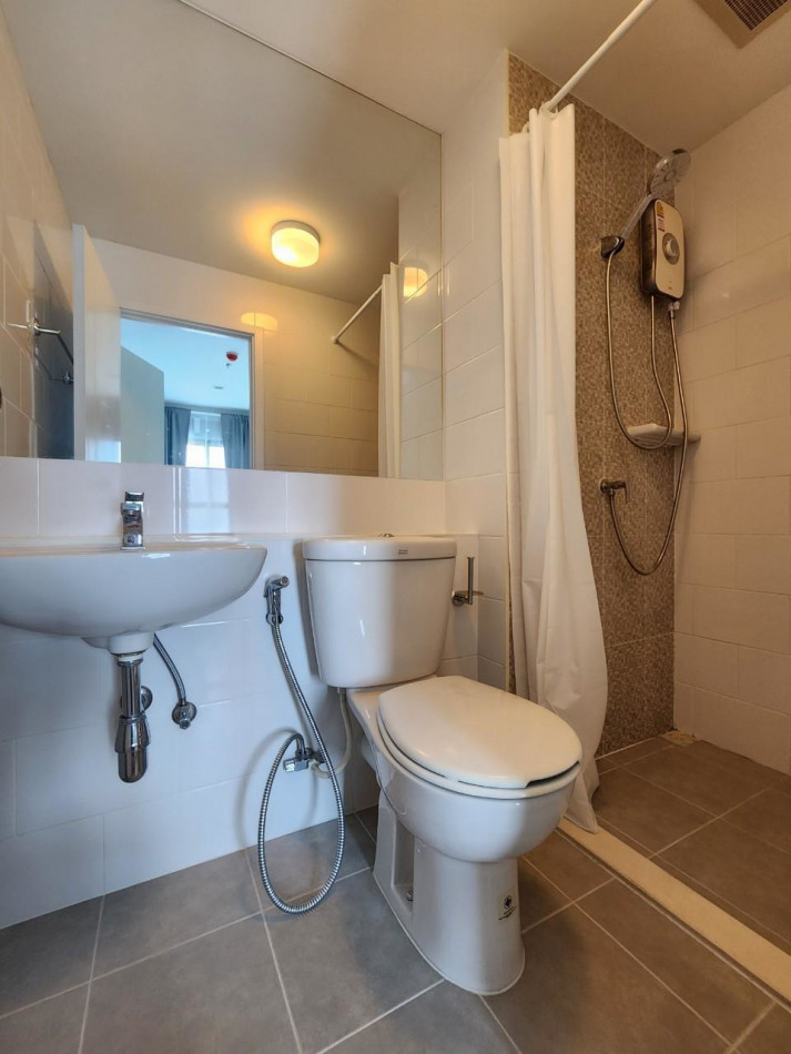 For RentCondoNonthaburi, Bang Yai, Bangbuathong : Plum Condo Central Station, 26 sq m, 34th floor, next to Central Westgate and MRT Bang Yai.