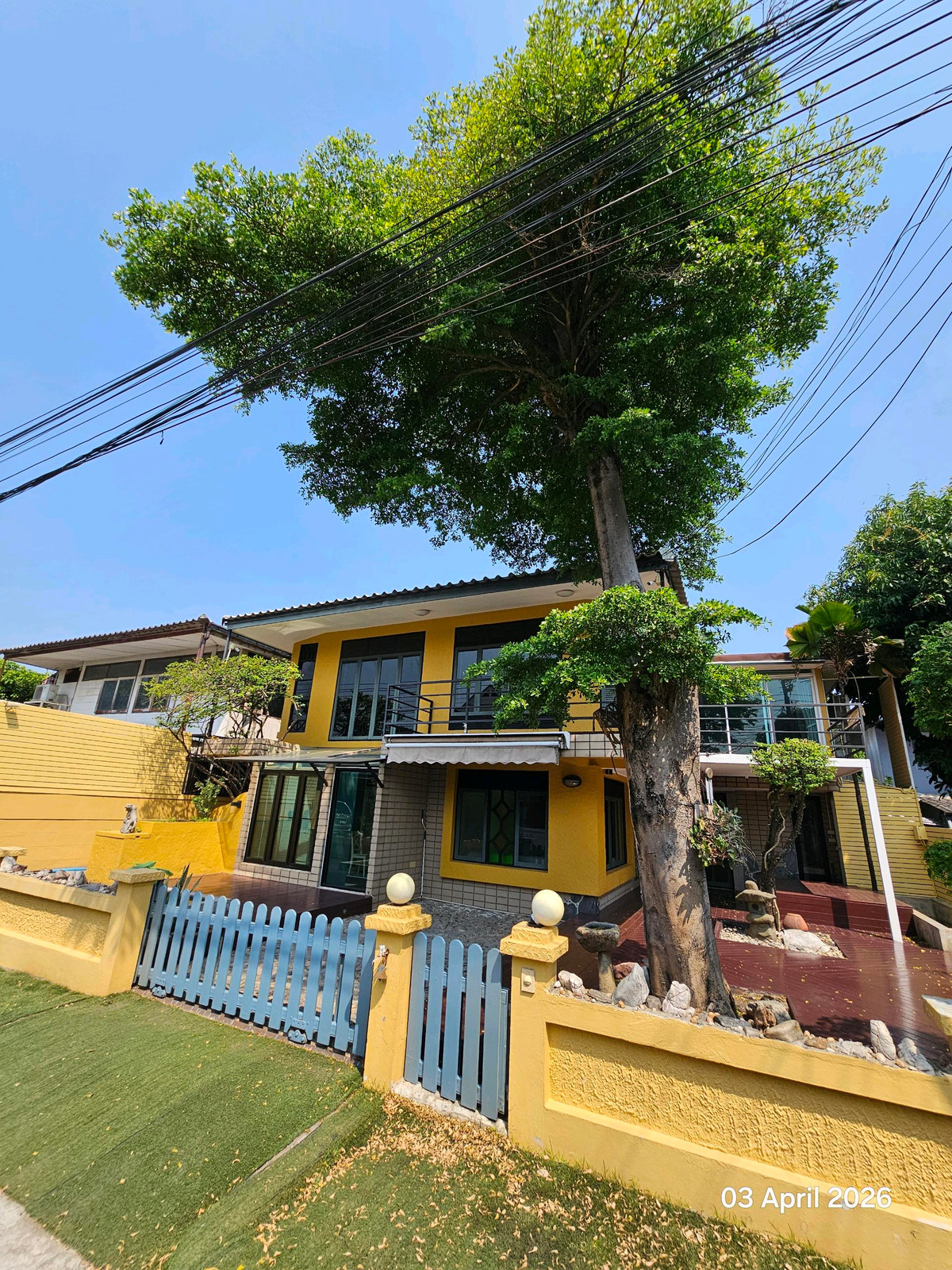 ขายบ้านเสรีไทย-นิด้า : ‼️ขายด่วน‼️Chic House For Sale‼️
Looking 🥰for a Stylish and Cozy Home?  ใครกำลังมองหาบ้านสไตล์เก๋ๆ? ไม่ซ้ำใครมาทางนี้  ใกล้ NIDA, นวมินทร์, เสรีไทย 
