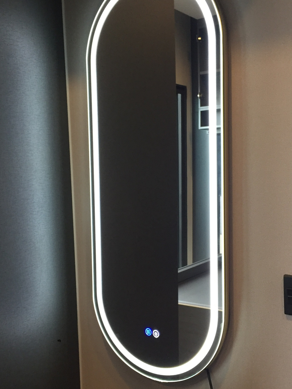 ขายคอนโดปิ่นเกล้า จรัญสนิทวงศ์ : ขาย 𝐔𝐫𝐛𝐚𝐧𝐨 𝐑𝐚𝐣𝐚𝐯𝐢𝐭𝐡𝐢 (เออร์บาโน่ ราชวิถี) ชั้น21 ราคาดี 3.1 ลบ. (ผ่อนตรงกับเจ้าของได้ 1ปี) ห่างจาก MRT สิรินธร 100 เมตร  (31 Sq.m. 1BR & 1Bath) --- Agent Top 084-8751655