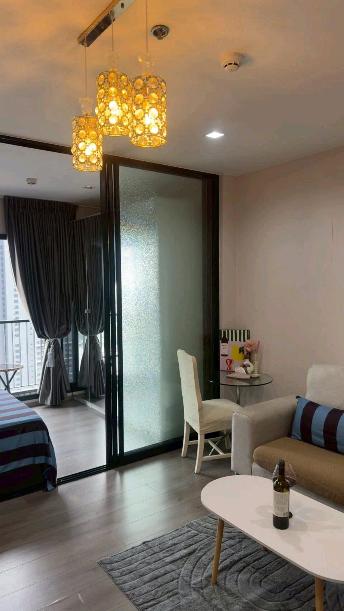 ให้เช่าคอนโดรัตนาธิเบศร์ สนามบินน้ำ พระนั่งเกล้า : ให้เช่า Politan rive ชั้น 35 ขนาด 31 ตร.ม ตกแต่งสวย วิวแม่น้ำ เฟอร์ครบพร้อมอยู่