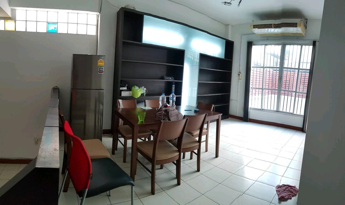 ขายทาวน์โฮมโชคชัย4 ลาดพร้าว71 : Baan Klang Muang Ladprao 71 (บ้านกลางเมืองลาดพร้าว 71)