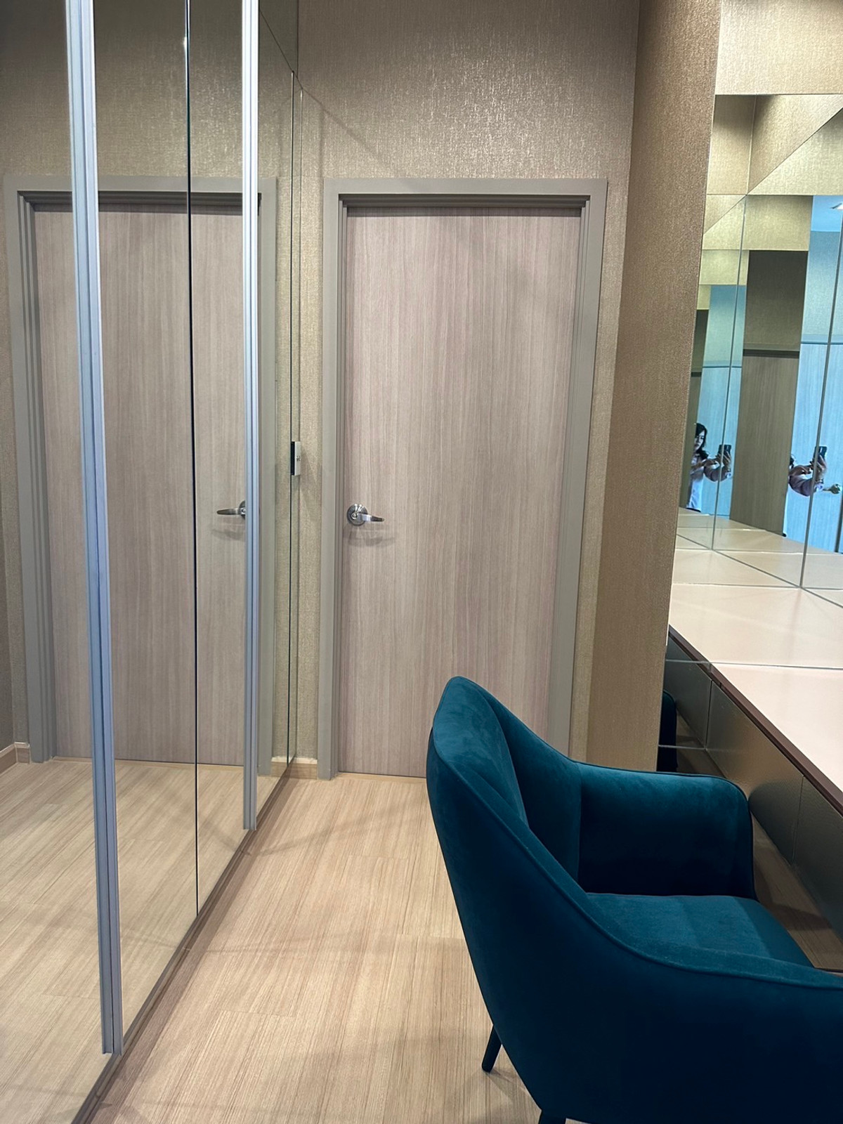 For RentCondoOnnut, Udomsuk : Hot Deal! 3BR Luxury Condo @ Wishdom Connect Sukhumvit | 128 sqm | High Floor | 120,000 THB