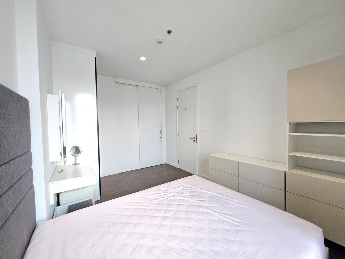 ให้เช่าคอนโดสาทร นราธิวาส : WFH แบบฟินๆ วิวเมืองสาทรแบบ Unblocked! Nara 9 ใกล้ BTS เพียงเอื้อมมือ 🚆